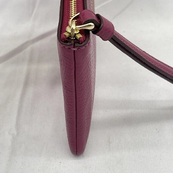 NEW COACH Women’s Corner Zip Wristlet CP483 Pebble Leather Pink – NWT - Picture 7 of 10